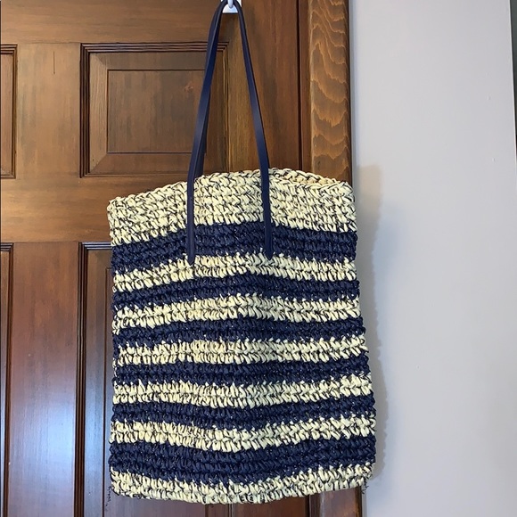 GAP Handbags - Gap straw like tote .